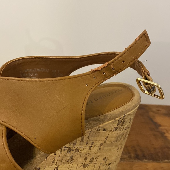 Brown wedges - Picture 6 of 7